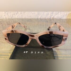 Diff 55mm Slim Sunglasses